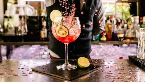 Sitios de copas en Madrid ¡Los mejores bares para cada estilo!