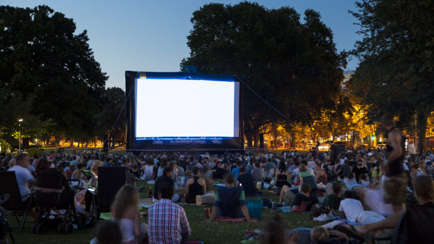 Cine de verano en Madrid: proyecciones al aire libre que no te puedes perder